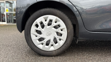 Toyota Aygo 1.0 VVT-i X-Play 5dr Petrol Hatchback